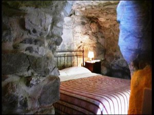 Camera 12 - Breve Scorcio Roccia