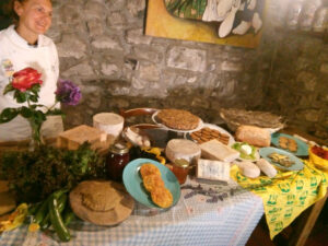 Al-Marnich - Giulia - Cuoca Contadina - Buffet Prodotti e Gastronomia