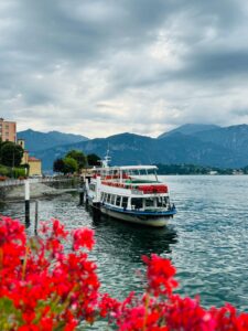 Agriturismo Al-Marnich (Lago di Como): Battelli Turistici